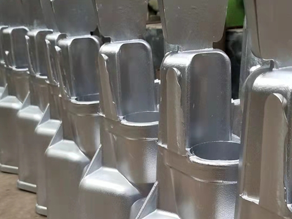 Low pressure cast aluminum product display Low pressure cast aluminum product display